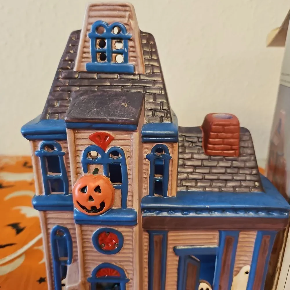 Pacific Rim Electrified Ceramic Haunted House with Lights